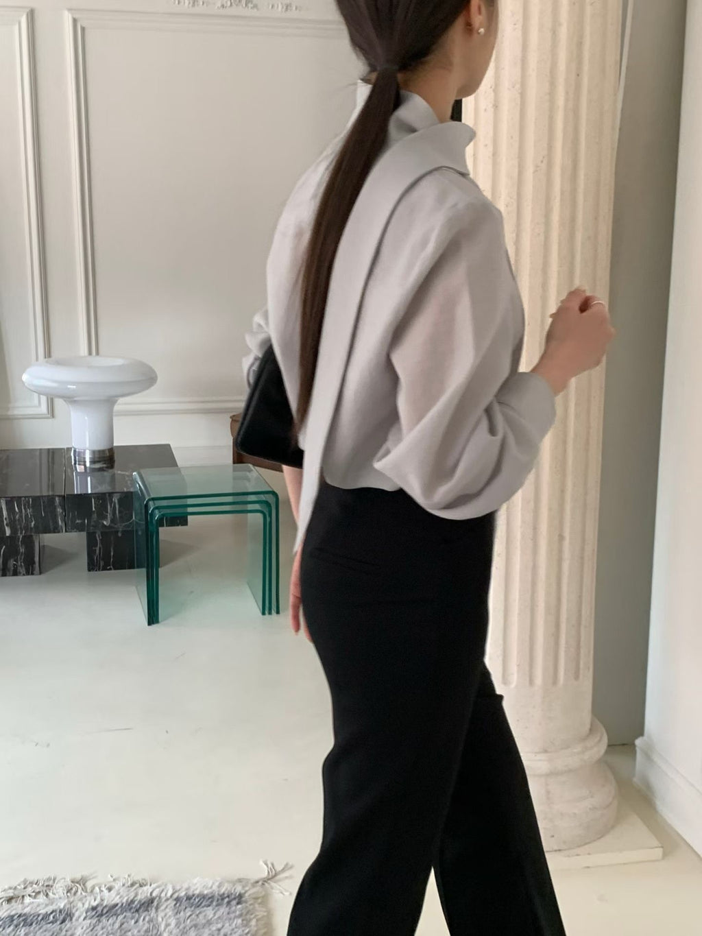 柔語之間 領巾上衣 Quiet Poise Scarf Blouse