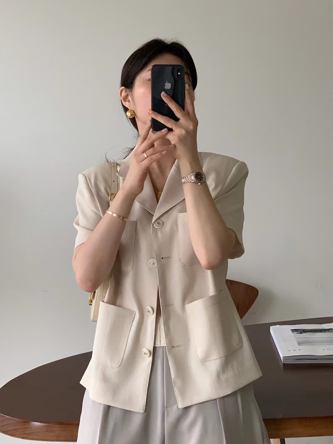 質感多口袋造型短袖西裝外套  JK2372 米杏色