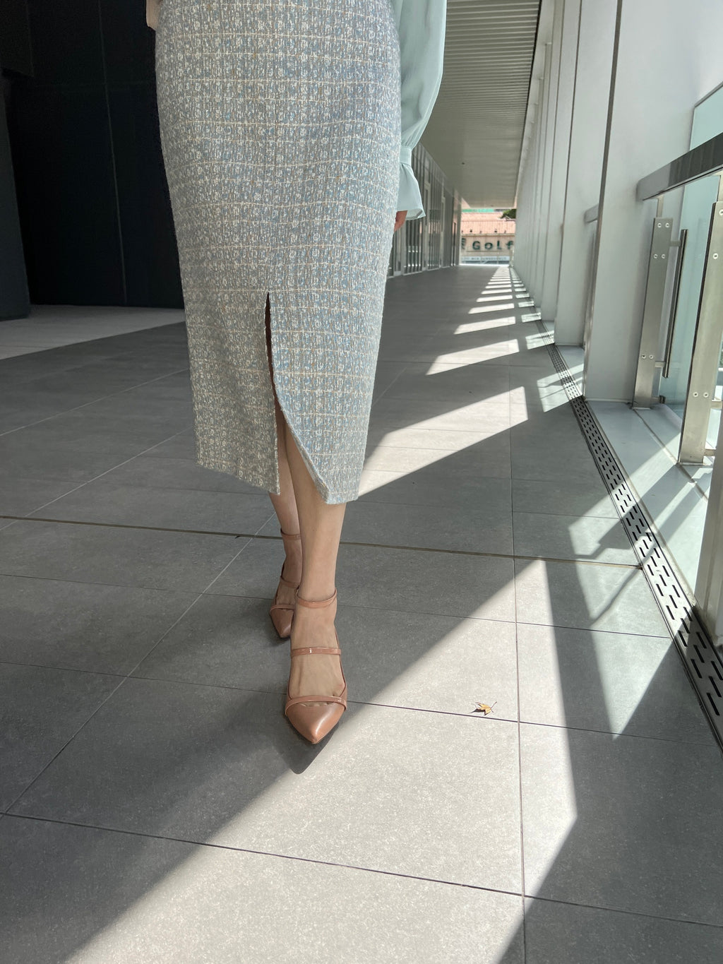 Mila Skirt 雪落戀曲花呢前衩半裙 SKW23062 晨湖綠