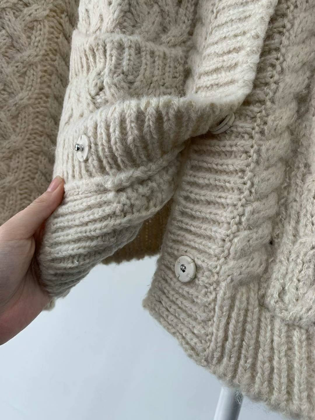 漂亮織紋牛角釦羊毛外套 Wool21% Alpaca5% JK2329