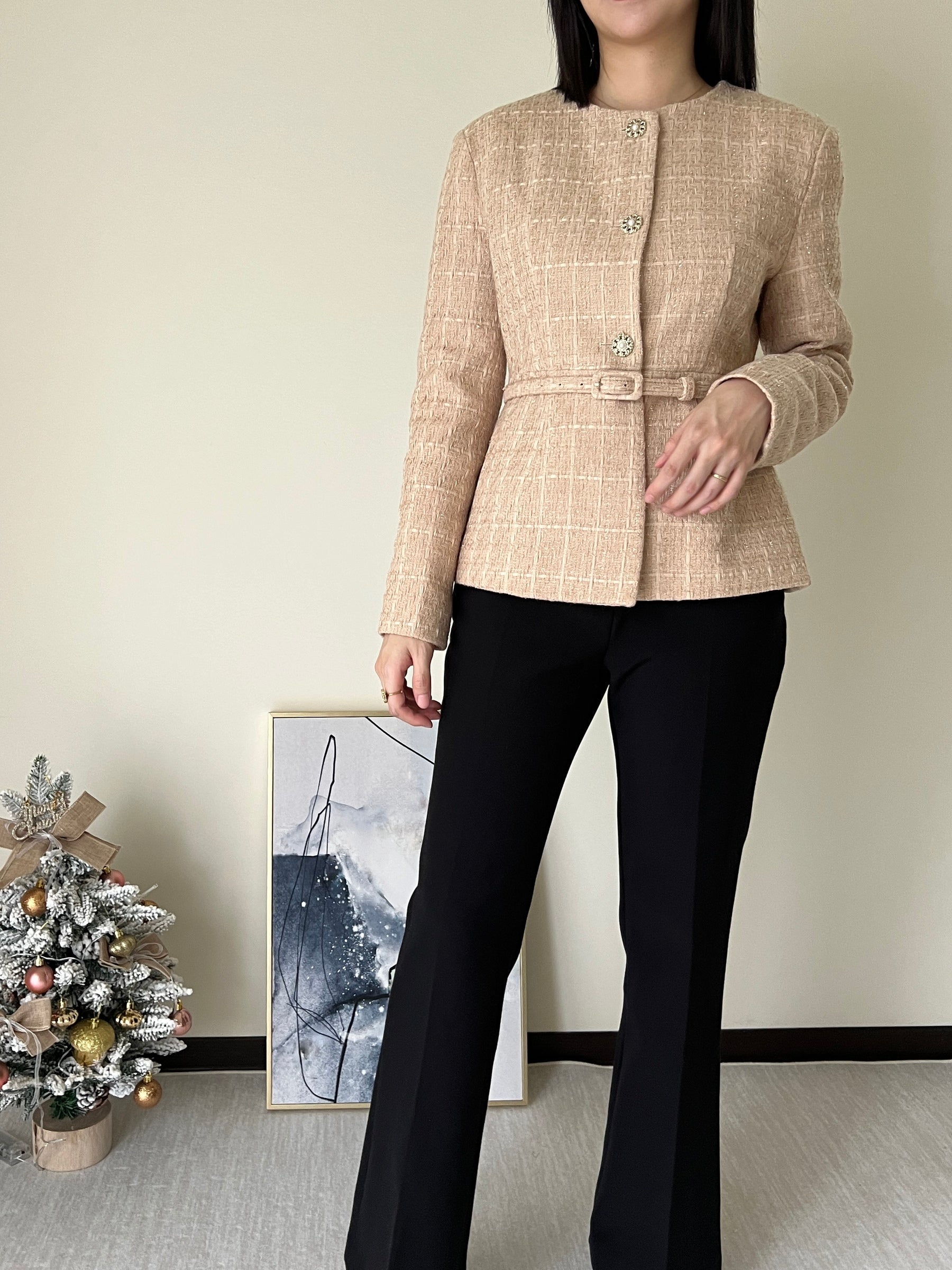 細緻織紋花呢繫腰外套Carla Tweed Jacket 杏色/珊瑚沙色 JK2338