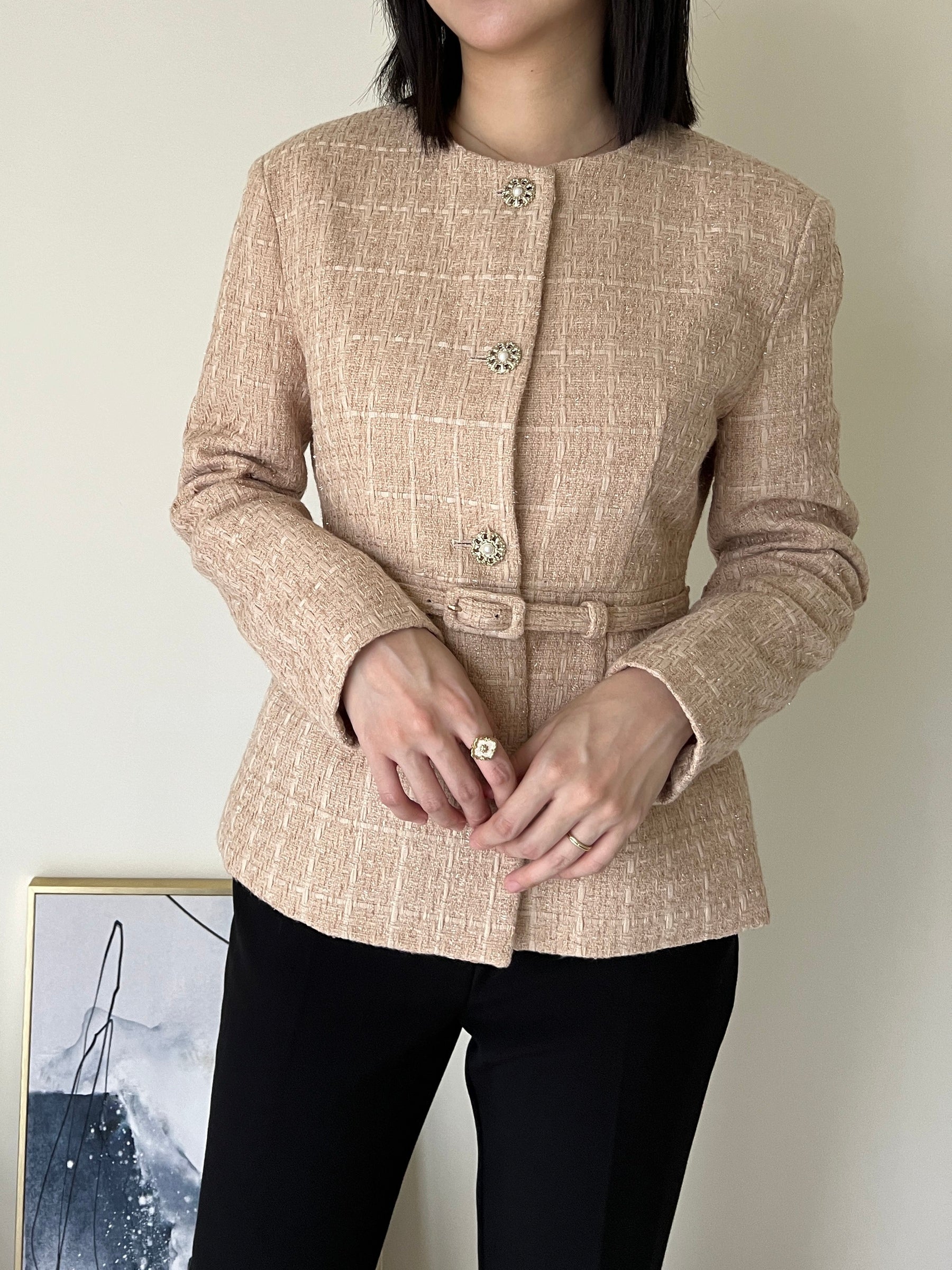 細緻織紋花呢繫腰外套Carla Tweed Jacket 杏色/珊瑚沙色 JK2338