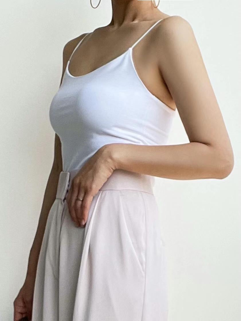 "It's Me"高彈力細肩帶純色 Bra Top  T2407 白