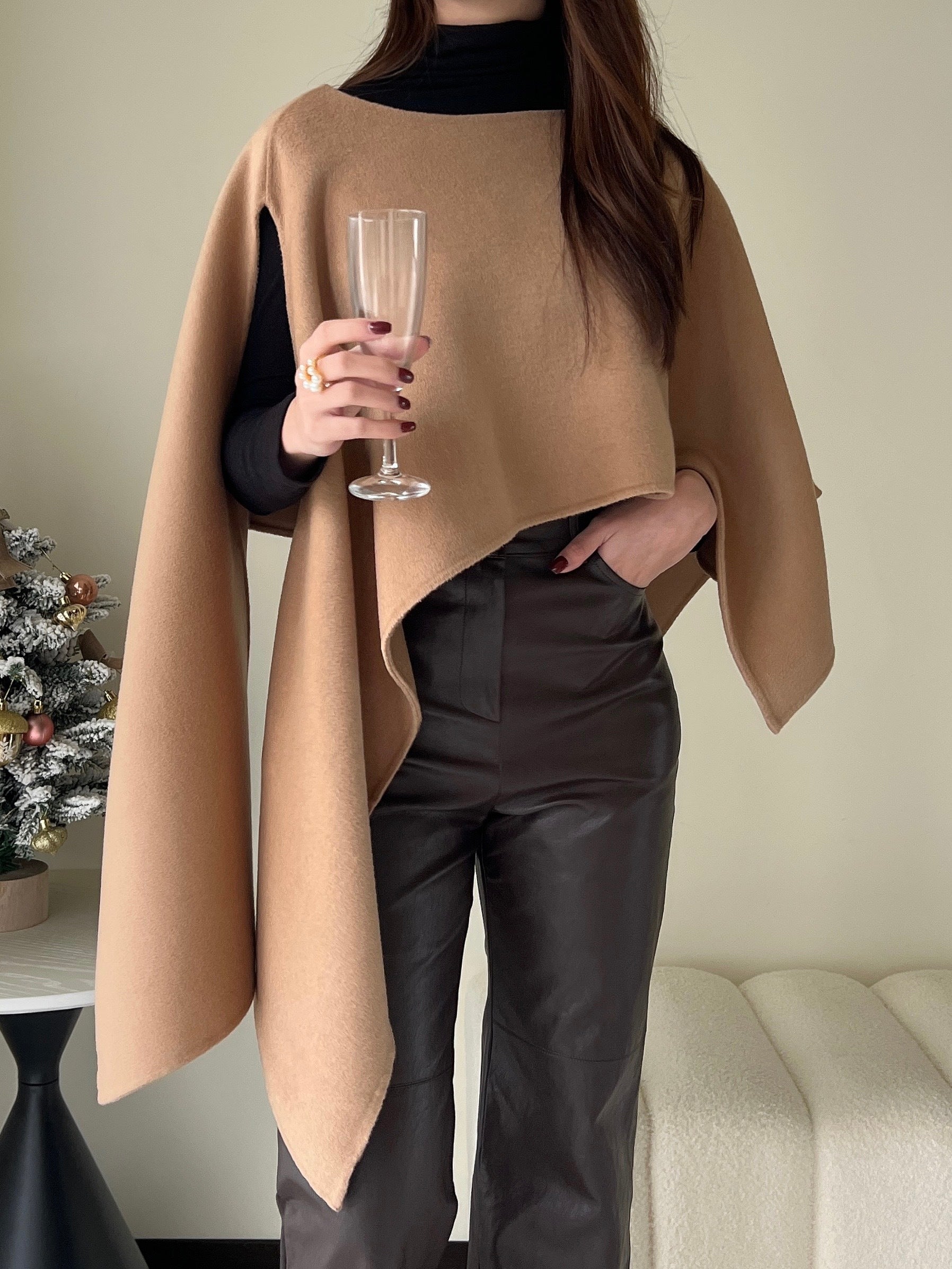 『 奢華質感』Dreamer Hand Made Wool Cape手工羊毛斗篷披肩 Cashmere90% Wool10% HWW3507