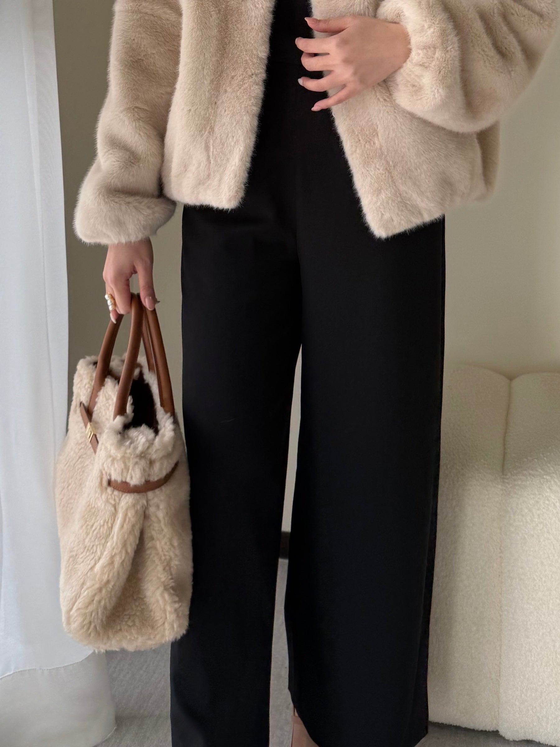 FurFur Wool Bag溫雅絨暖羊毛手提包 A3501