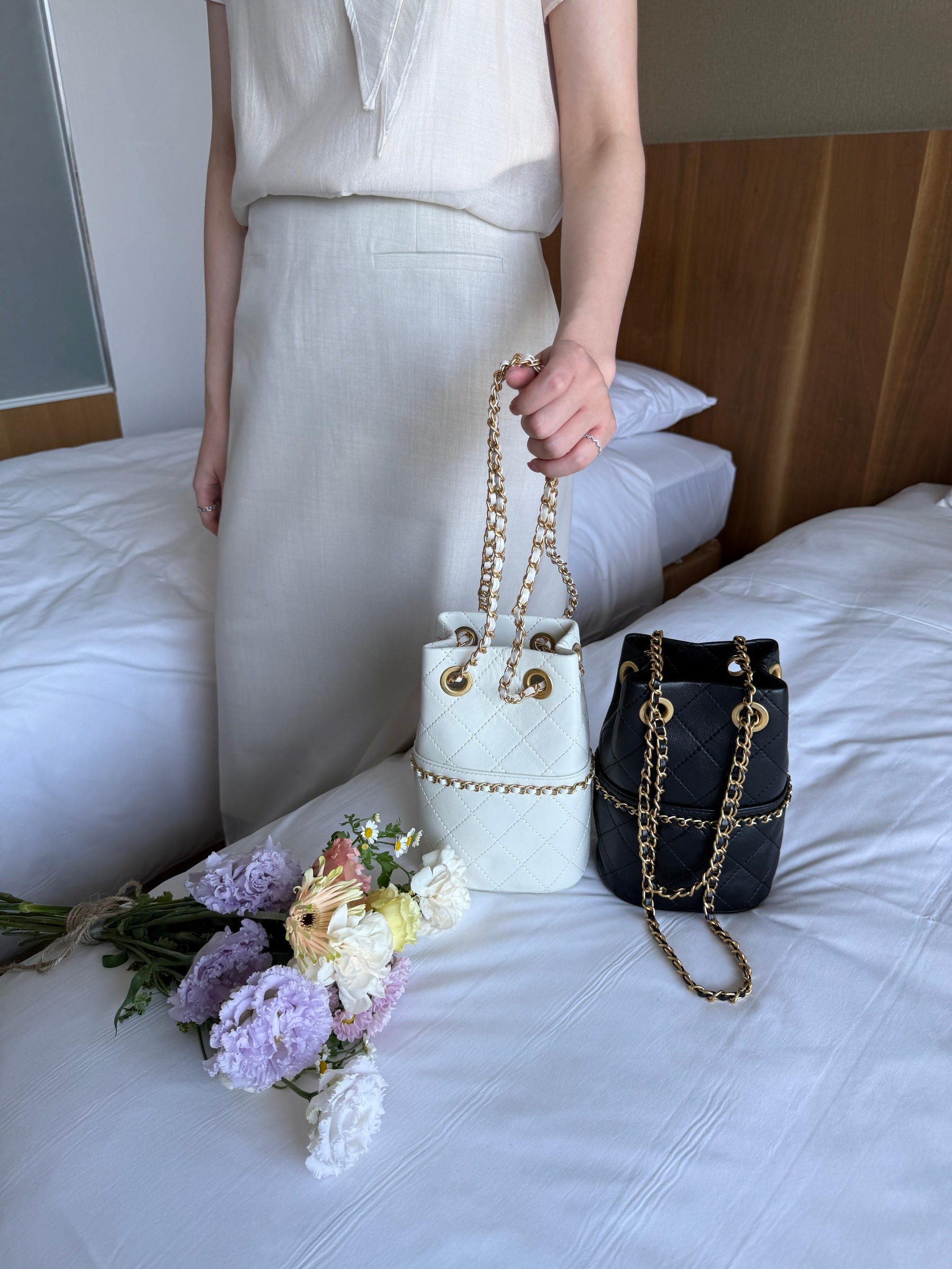 Petite Glow Bag 菱格紋牛皮鏈條包